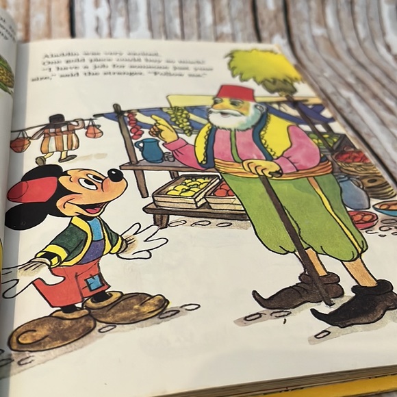 Walt Disney’s Aladdin and his Wonderful Lamp - Picture 5 of 10